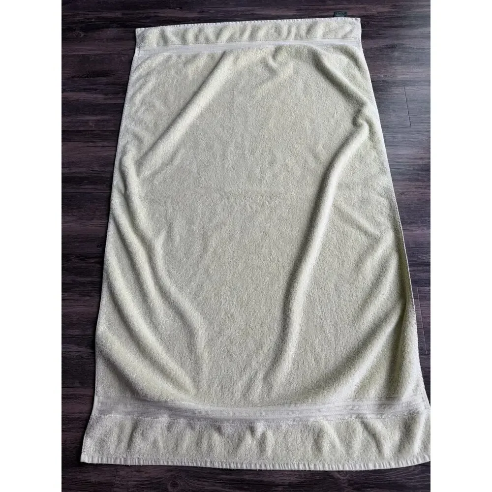 Lauren Ralph Lauren 100% Cotton Bright Yellow 53” X 29” Bath Towel Solid Single